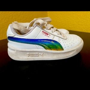 Girls Puma shoes size 11